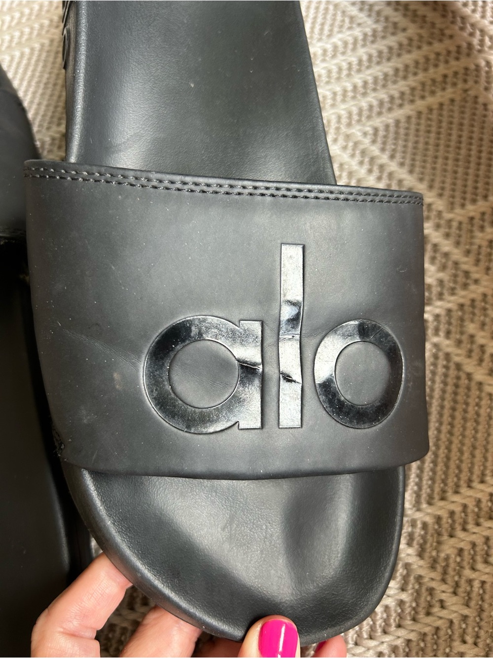 Alo Yoga slides - Black - size 10 - Picture 4 of 6